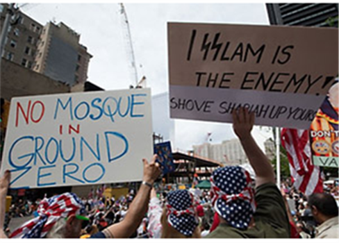 أمريكا تحارب المساجد باسم الحرية