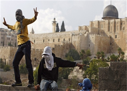 انتفاضة القدس تفزع نتنياهو وتفضح عباس