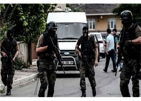 السلطات التركية تعتقل 20 عراقياً بتهمة التعاون مع 