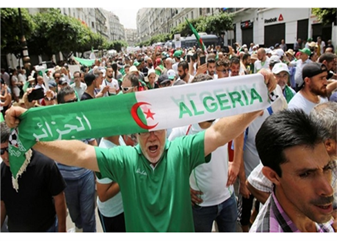 18 شرطاً للرغبين بالترشح لانتخابات الرئاسة الجزائرية 