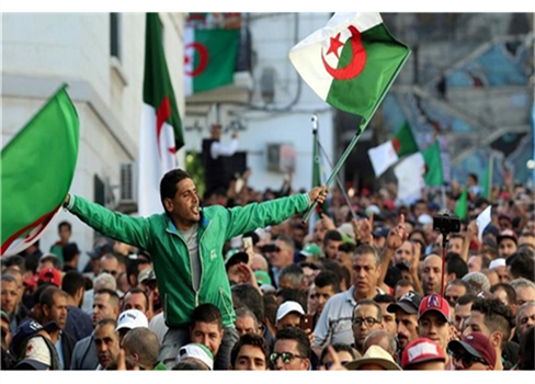 الجزائر تشهد أول انتخابات رئاسية بعد إسقاط بوتفليقة