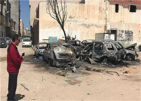 قتلى في هجمات صاروخية استهدفت مراكزايواء في العاصمة الليبية