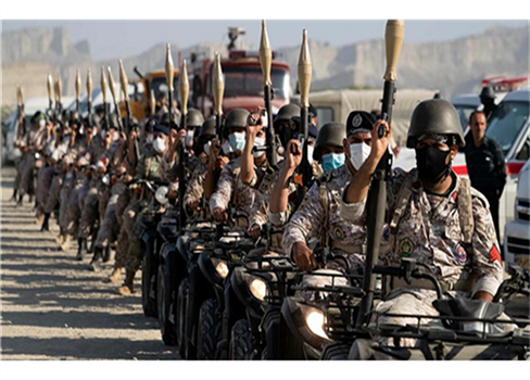           إيران تستغل رفع الحظر عن بيع وشراء الأسلحة تعزيز ترسانتها العسكرية