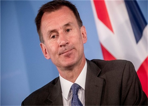 وزير الخارجية البريطاني يزور إيران لمناقشة الاتفاق النووي
