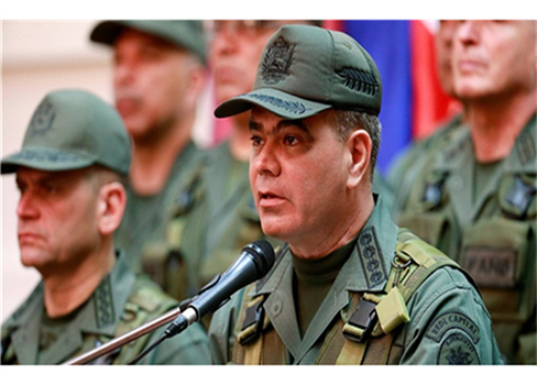 الجيش الفنزويلي يرفض التدخل الأمريكي في شؤون بلاده