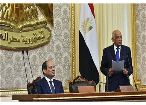 برلمان مصر يوافق نهائيا على زيادة مدة الرئاسة وتعيين نواب للرئيس