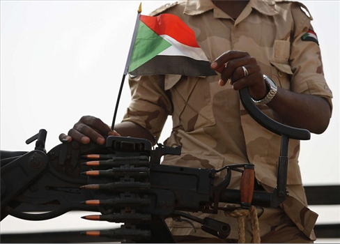 الجيش السوداني يحاول قطع طرق الإمداد عن الدعم السريع