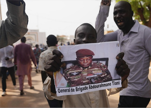 موقف موحد في النيجر وبوركينا فاسو ضد أي تدخل فرنسي