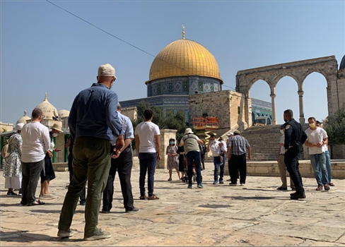 المتطرف غليك يقتحم المسجد الأقصى