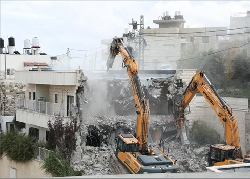 سلطات الإحتلال تنوي هدم 14 منزلًا لفلسطينيين جنوب المسجد الأقصى