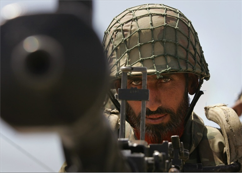 باكستان في عين العاصفة.. حرب مسيرات صهيونية تربك حساباتها الإقليمية