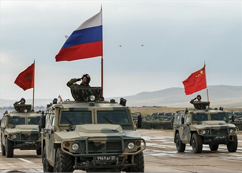 واشنطن تسعى لتفكيك التحالف العسكري بين روسيا والصين