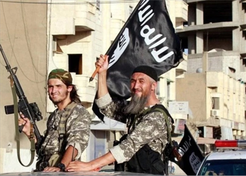 التوتر في إدلب يعيد فتح ملف المقاتلين الأجانب في سوريا