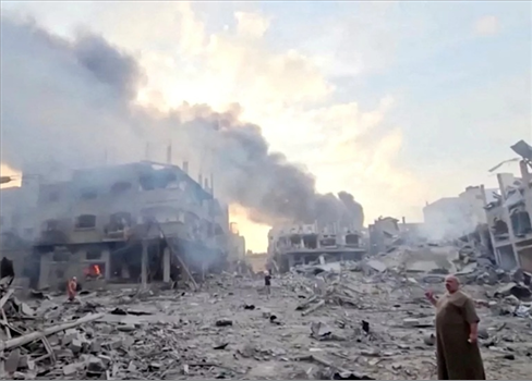 62 شهيداً بينهم 38 من منتظري المساعدات الأمريكية في غزة