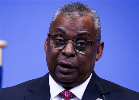 وزير الدفاع الأمريكي يتوقع هزيمة استراتيجية للجيش الصهيوني في غزة