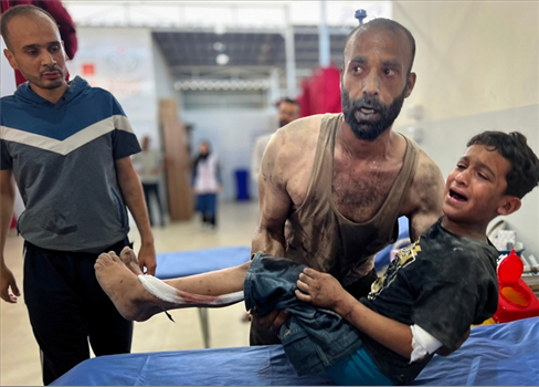 7 شهداء في قصف صهيوني على خيام النازحين في خانيونس