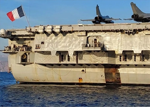 فرنسا تحرك قواتها نحو الشرق الأوسط لحماية الدولة العبرية