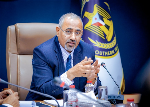 الزبيدي يفر من حضرموت بعد التصعيد العسكري