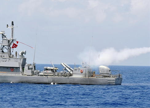 مناورات بحرية تركية بمشاركة 92 سفينة 