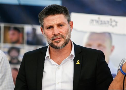 خطة سموتريتش لتهجير الفلسطينيين تُعطلها تعقيدات لوجيستية