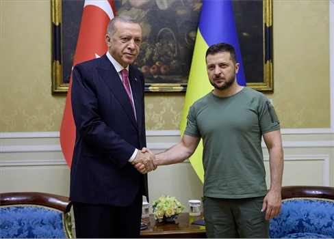 أردوغان يسعى للحفاظ على الدور التركي في الملف الاوكراني