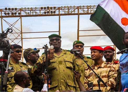 السلطات في النيجر تعتقل دبلوماسي فرنسي