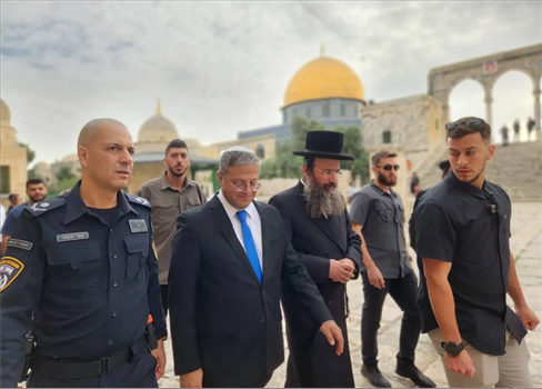 تحذيرات من تقويض صلاحيات الأوقاف الإسلامية في المسجد الأقصى