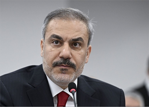 فيدان يعلن افتتاح السفارة التركية في دمشق