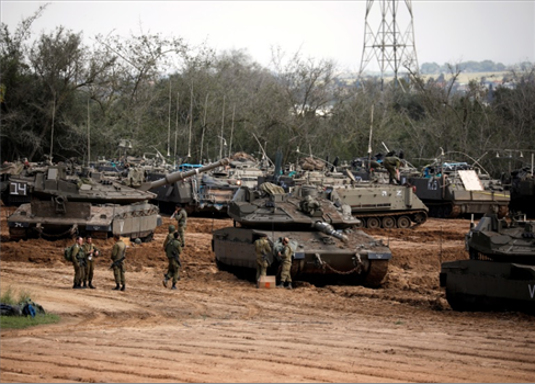 الجيش الصهيوني يؤجل الهجوم البري على قطاع غزة