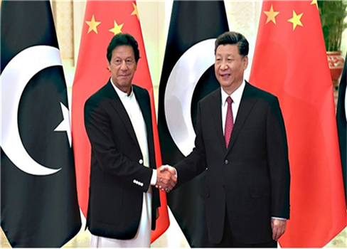 الرئيس الباكستاني يشيد بالشراكة الإقتصادية بين بلاده والصين
