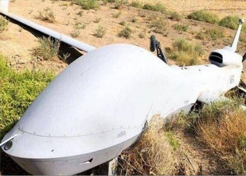 سقوط طائرة مسيرة تابعة للجيش الإيراني في بندر عباس