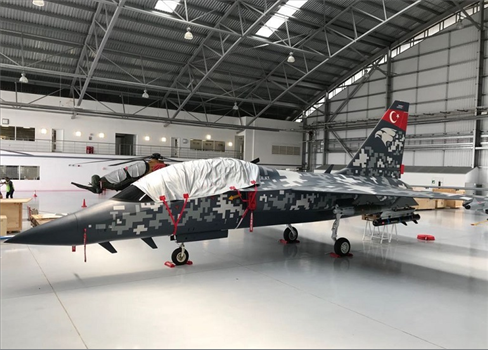 تركيا تبدأ اختبار طائرة التدريب النفاثة 
