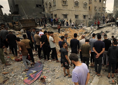 7 شهداء في قصف صهيوني على خانيونس