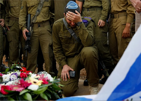 الجيش الصهيوني يعلن مقتل 7 ضباط في غزة