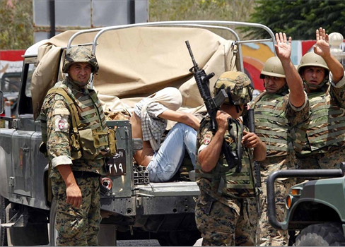 نائب لبناني يدعو لإنقلاب عسكري في بلاده
