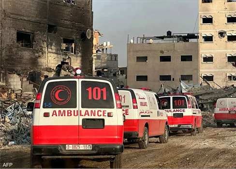 العثور على مقابر جماعية بها 700 شهيد جنوب قطاع غزة