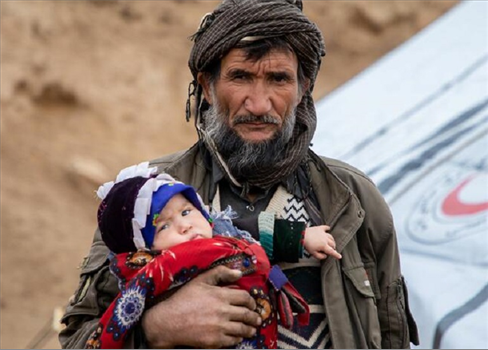 الاتحاد الأوروبي يخصص مساعدات أفغانية للنساء فقط