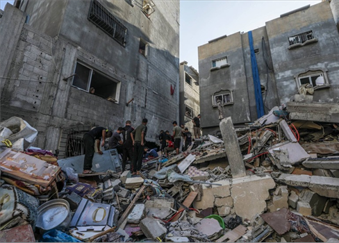 15 شهيداً في قصف صهيوني على شمال غزة