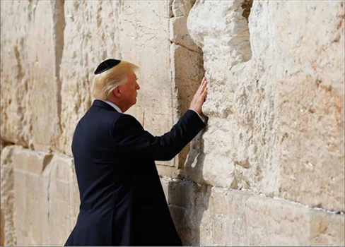 ترامب يحذر الدولة العبرية من مستقبل مأساوي في حال خسارته