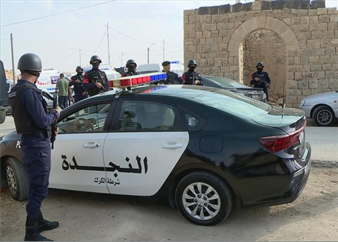  7 قتلى ونحو 10 مصابين بإطلاق نار داخل كنيسة في الأردن