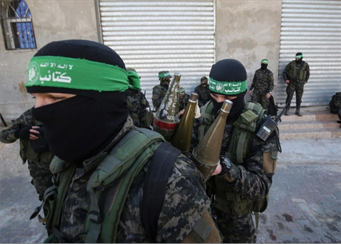 معارك شرسة وحصار كامل على مدينة خان يونس