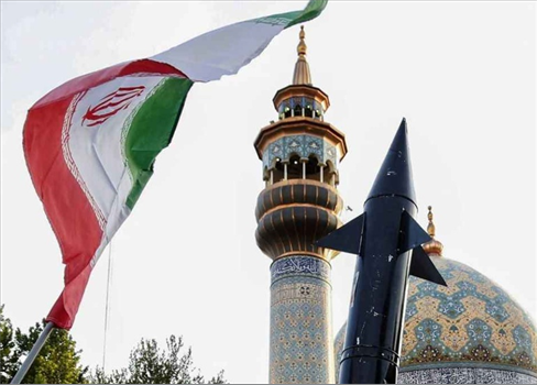 القيادة الصهيونية تضغط على واشنطن لدفعها نحو مواجهة عسكرية جديدة مع إيران