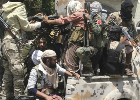مواجهات عنيفة بين الجيش اليمني والحوثيين في تعز