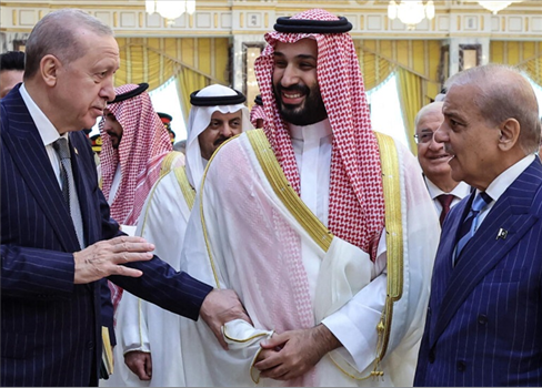 حلفاء السعودية يصطفون خلفها مع تصعيد هجمات الحوثيين