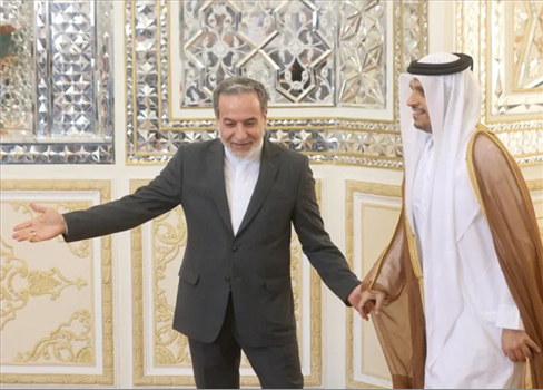 محادثات في طهران لفتح ممر ملاحي مع عُمان