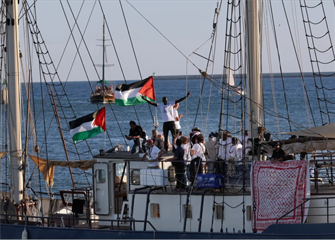 10 قوارب إيطالية تنضم إلى اسطول الصمود المتجه لغزة