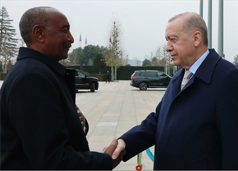 البرهان: علاقات السودان مع تركيا استراتيجية