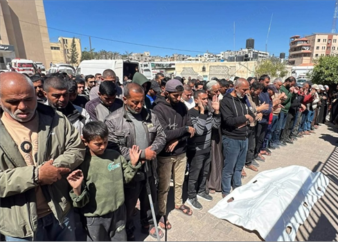  5 شهداء بينهم طفل في استهدافات صهيونية طالت قطاع غزة