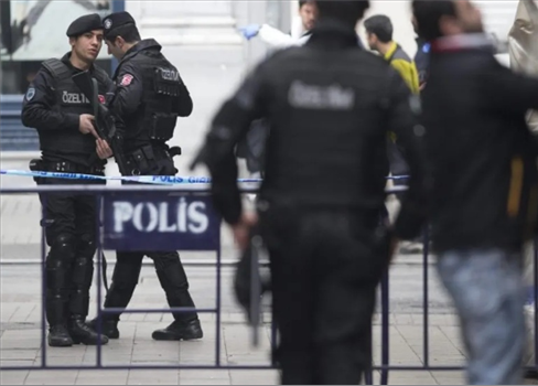 إصابة 7 من عناصر الشرطة التركية أثناء اعتقال عناصر من تنظيم 