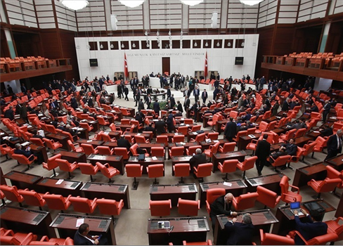 البرلمان تركي يناقش سحب الجنسية من اليهود الأتراك مزدوجي الجنسية